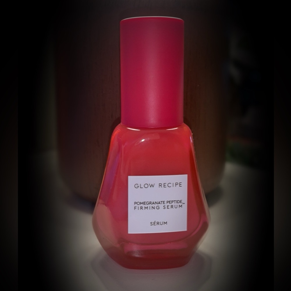 Glow Recipe Pomegranate Peptide Firming Serum